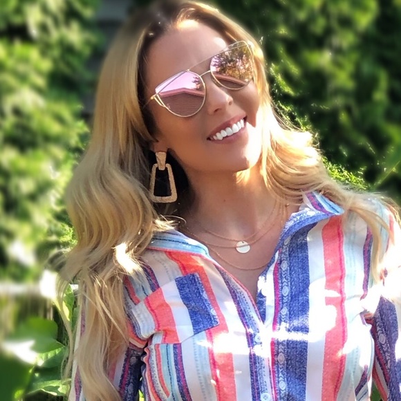 Totally Tantalizing Gold Metallic Drop Earrings - Picture 3 of 3